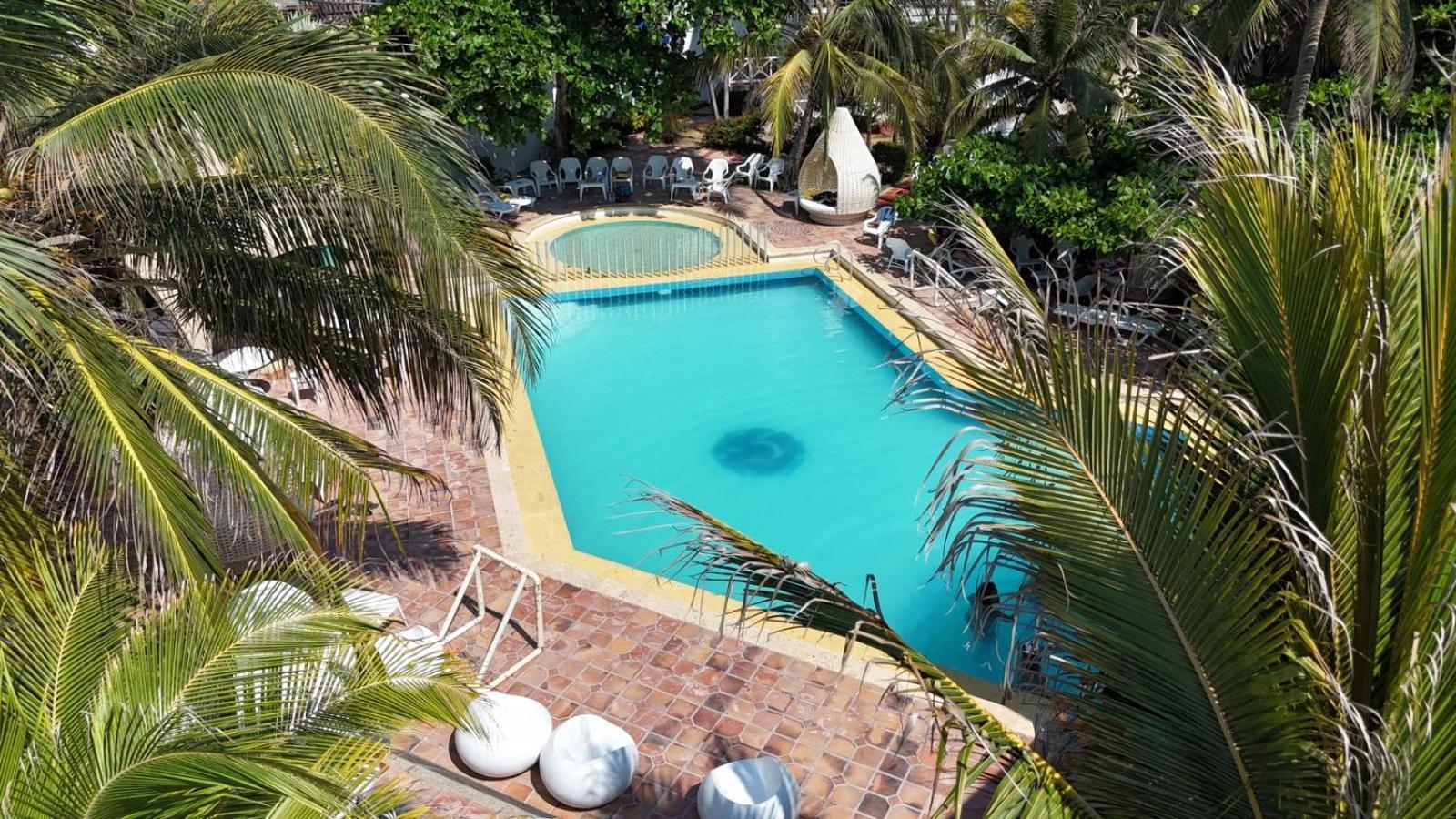 Hotel Tropical Inn Playa Punta Arena Exterior foto