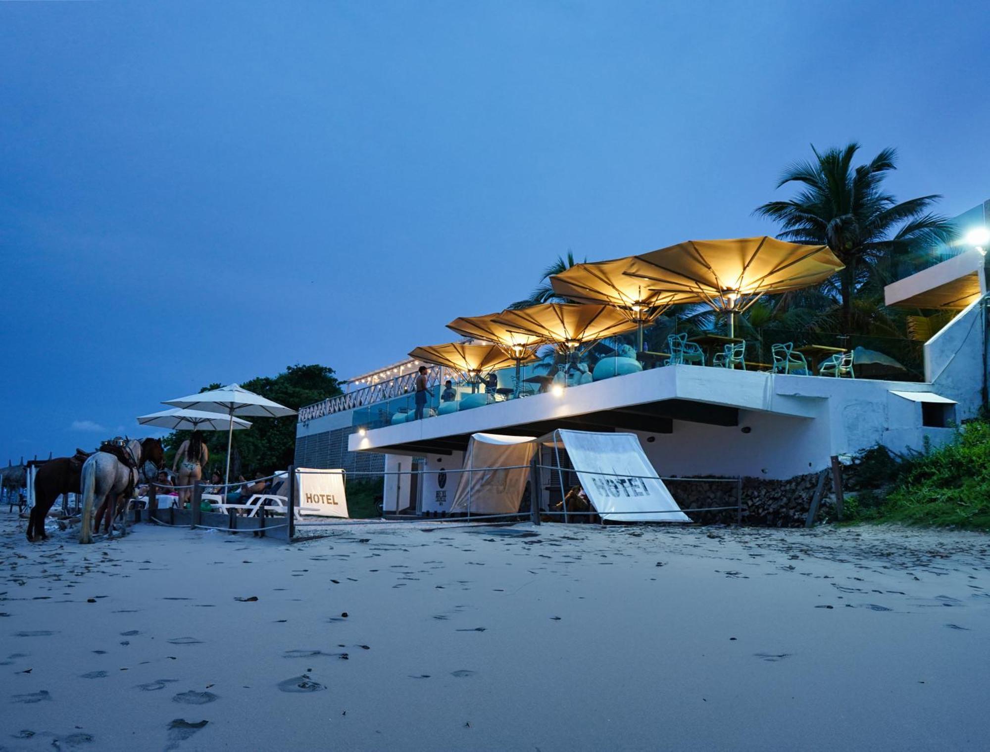 Hotel Tropical Inn Playa Punta Arena Exterior foto